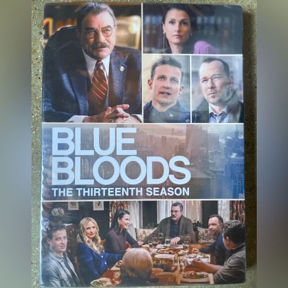 Blue Bloods The Thirteenth Season (New With Tags) - Picture 2 of 8